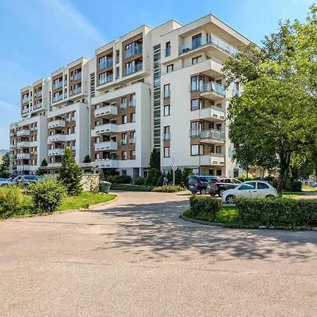 Przytulny Apartament W Gdansku Z Dwiema Sypialniami, Klimatyzacja I Biurkiem By Renters Appartamento Danzica